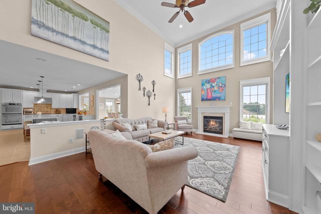 104 TUSCAN LN, Mullica Hill, NJ 08062