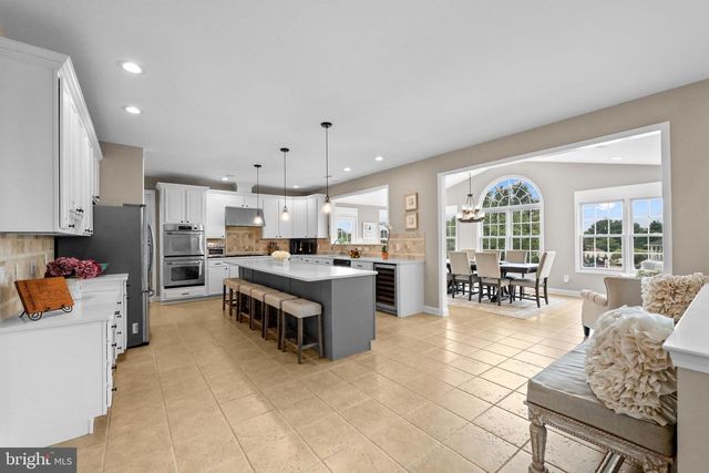 104 TUSCAN LN, Mullica Hill, NJ 08062