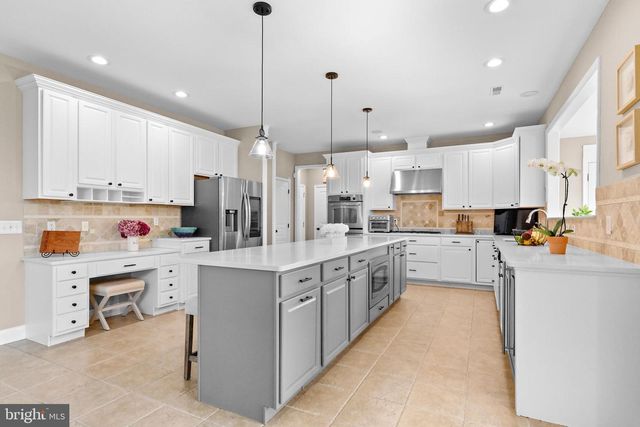 104 TUSCAN LN, Mullica Hill, NJ 08062