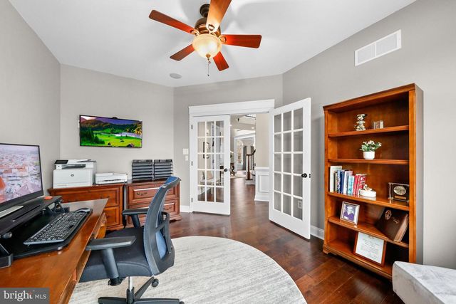 104 TUSCAN LN, Mullica Hill, NJ 08062
