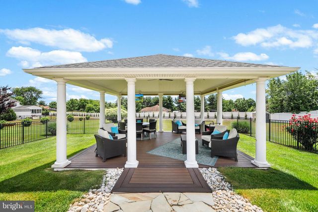 104 TUSCAN LN, Mullica Hill, NJ 08062