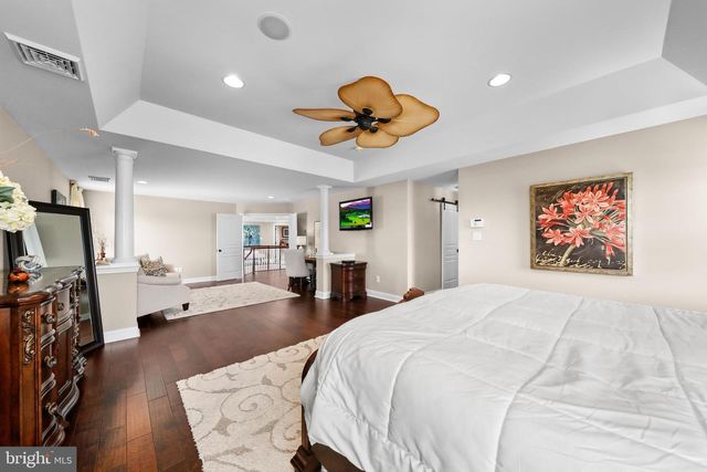 104 TUSCAN LN, Mullica Hill, NJ 08062