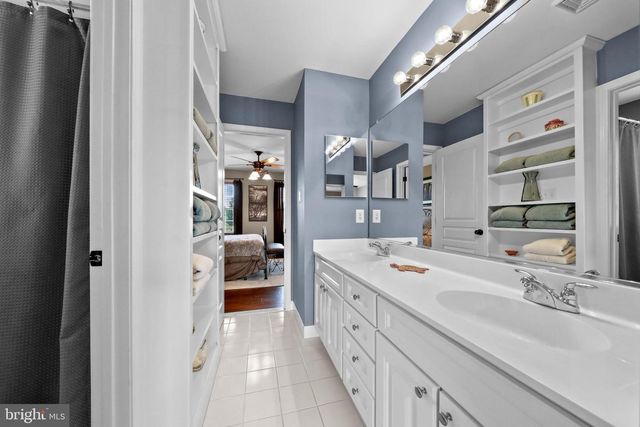 104 TUSCAN LN, Mullica Hill, NJ 08062
