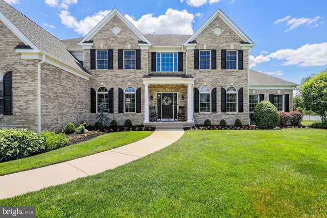104 TUSCAN LN, Mullica Hill, NJ 08062