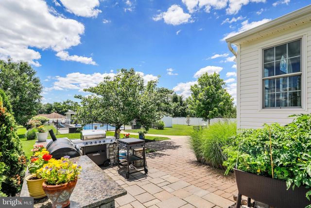 104 TUSCAN LN, Mullica Hill, NJ 08062