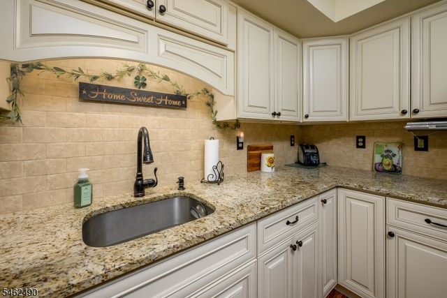 34 2Nd St, Spotswood Boro, NJ 08884