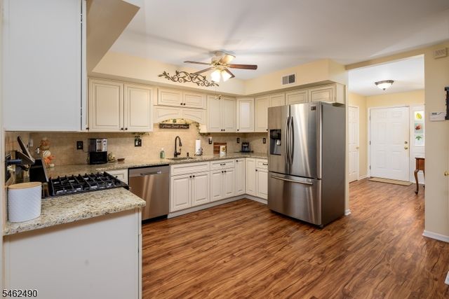 34 2Nd St, Spotswood Boro, NJ 08884