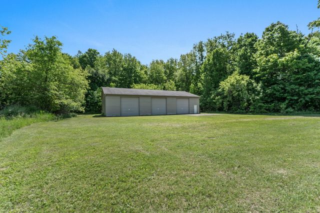 5429 Hopkins Road, Flint, MI 48506