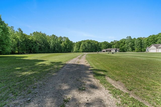 5429 Hopkins Road, Flint, MI 48506