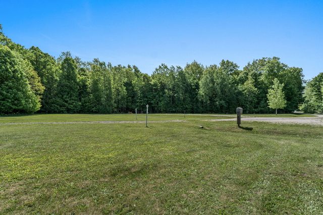 5429 Hopkins Road, Flint, MI 48506