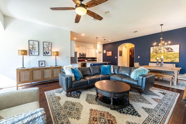 236 Crystal City CRK, Buda, TX 78610