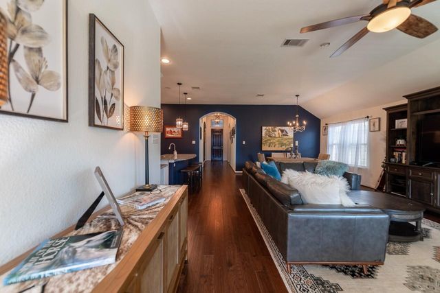 236 Crystal City CRK, Buda, TX 78610