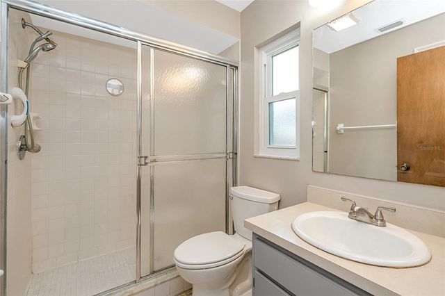 17717 CRANBROOK DRIVE, Lutz, FL 33549