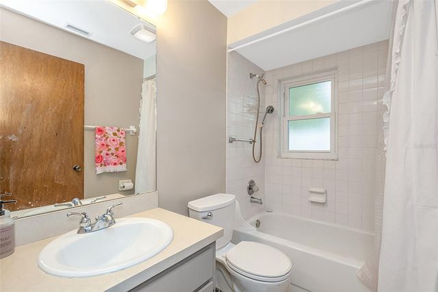 17717 CRANBROOK DRIVE, Lutz, FL 33549