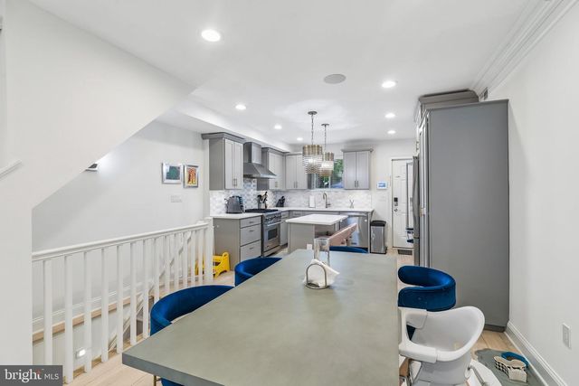 2045 SAINT ALBANS ST, Philadelphia, PA 19146