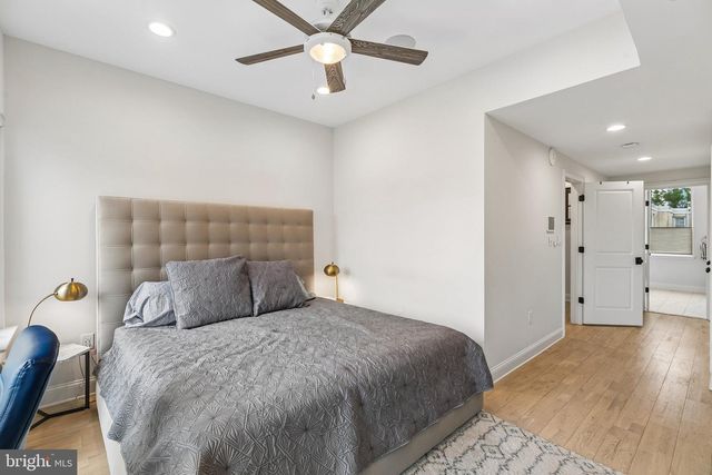 2045 SAINT ALBANS ST, Philadelphia, PA 19146