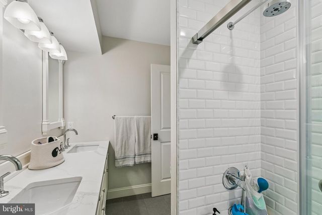 2045 SAINT ALBANS ST, Philadelphia, PA 19146