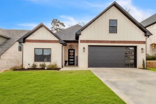 4514 Lone Oak Ln, Longview, TX 75605