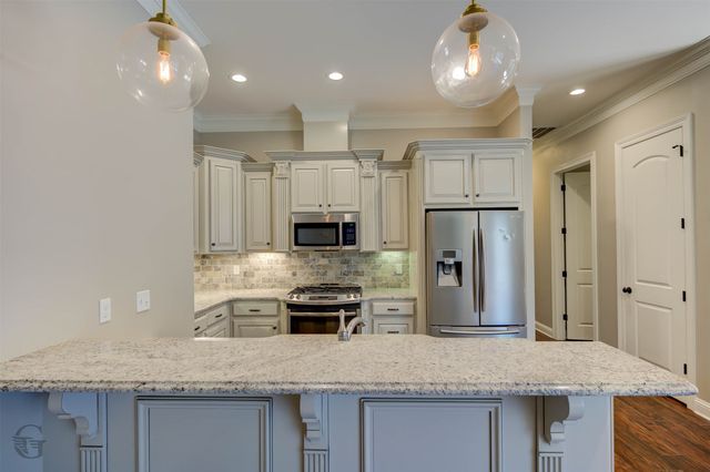 129 Andrew Place, Bossier City, LA 71111