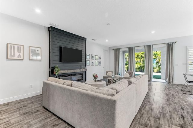 5905 SILVER SUN DRIVE, Apollo Beach, FL 33572