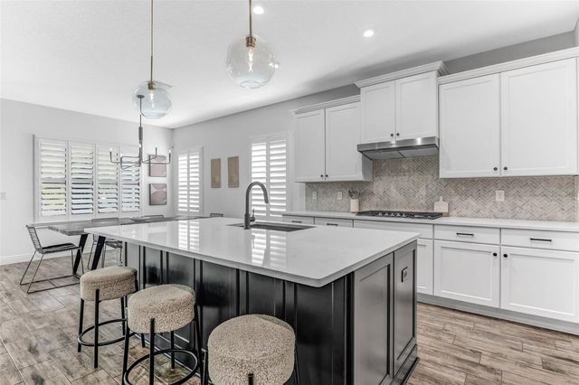 5905 SILVER SUN DRIVE, Apollo Beach, FL 33572