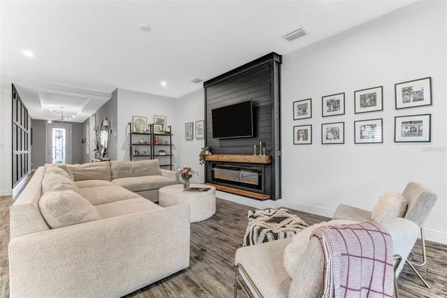 5905 SILVER SUN DRIVE, Apollo Beach, FL 33572