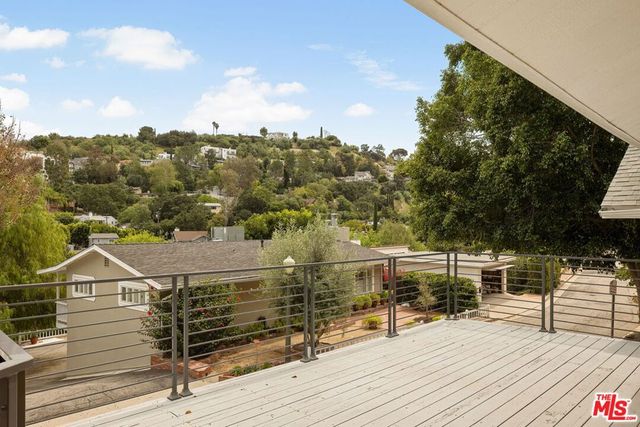 4115 Knobhill Drive, Los Angeles, CA 91403