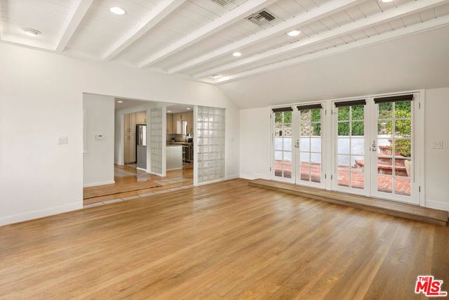 4115 Knobhill Drive, Los Angeles, CA 91403
