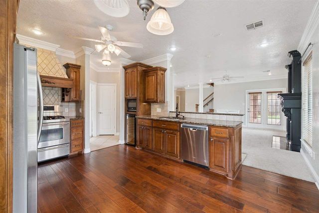 419 NW 76th St, Lawton, OK 73505