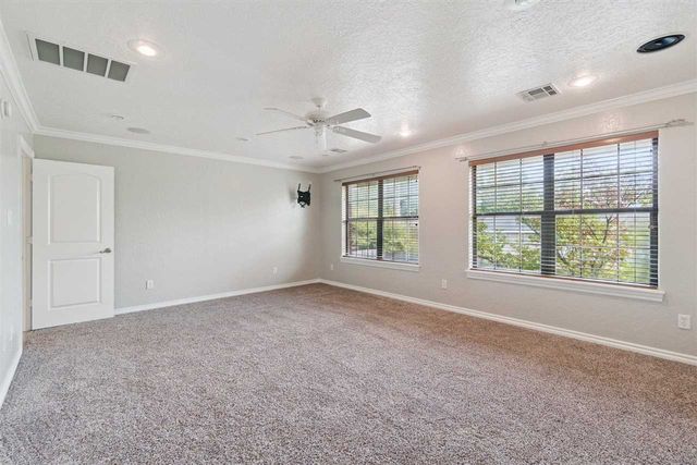 419 NW 76th St, Lawton, OK 73505