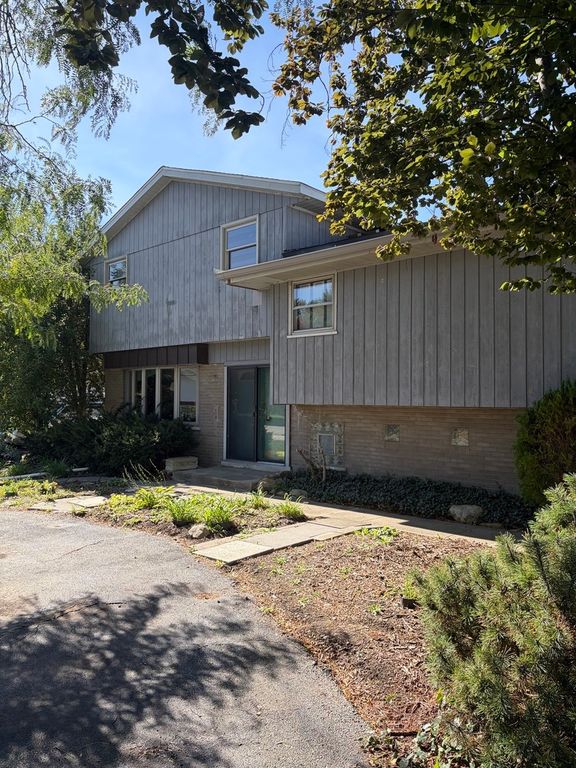 8408 Neenah Avenue, Burbank, IL 60459 — photo 3