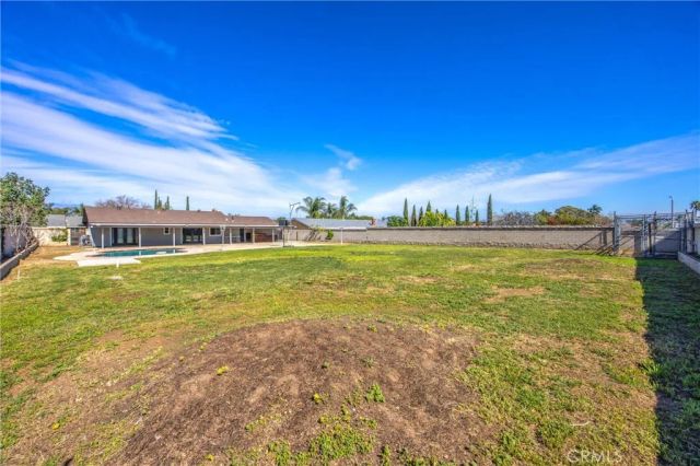 11628 Range View, Jurupa Valley, CA 91752