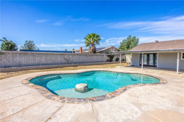 11628 Range View, Jurupa Valley, CA 91752