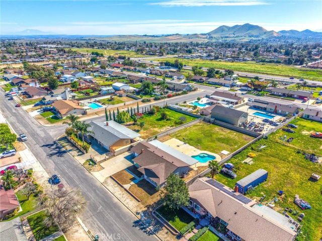 11628 Range View, Jurupa Valley, CA 91752