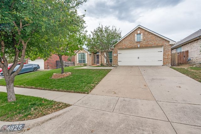 4925 Bolero Court, Fort Worth, TX 76135