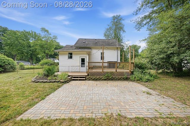 34004 Kirby Street, Farmington Hills, MI 48335
