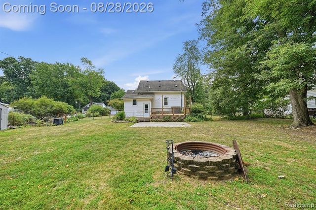 34004 Kirby Street, Farmington Hills, MI 48335