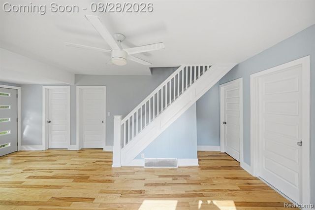 34004 Kirby Street, Farmington Hills, MI 48335