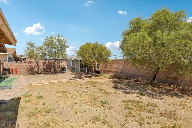 4742 Tierra Verde Street, Las Vegas, NV 89122