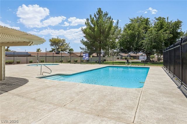 4742 Tierra Verde Street, Las Vegas, NV 89122