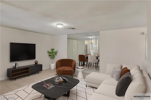 4742 Tierra Verde Street, Las Vegas, NV 89122