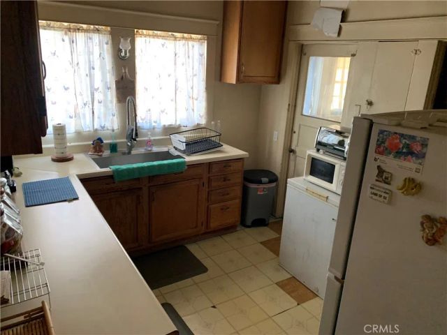 701 E Vernon, Long Beach, CA 90806