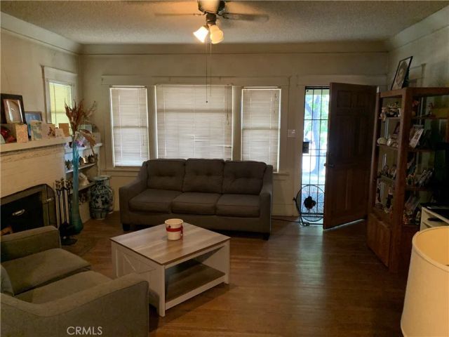 701 E Vernon, Long Beach, CA 90806