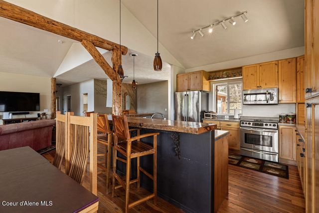 8919 E Challenge RD, Hayden, ID 83835