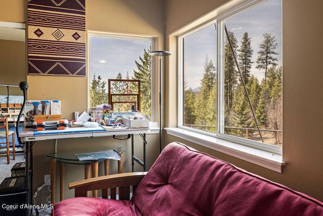 8919 E Challenge RD, Hayden, ID 83835