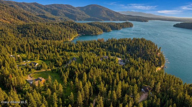 8919 E Challenge RD, Hayden, ID 83835