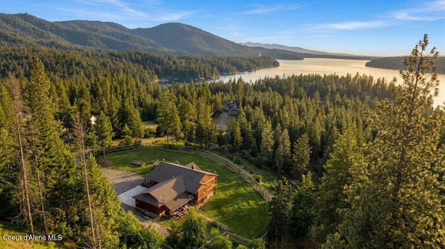 8919 E Challenge RD, Hayden, ID 83835