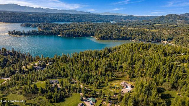 8919 E Challenge RD, Hayden, ID 83835