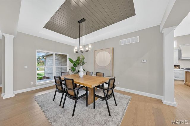 11913 Santino Court, Creve Coeur, MO 63141