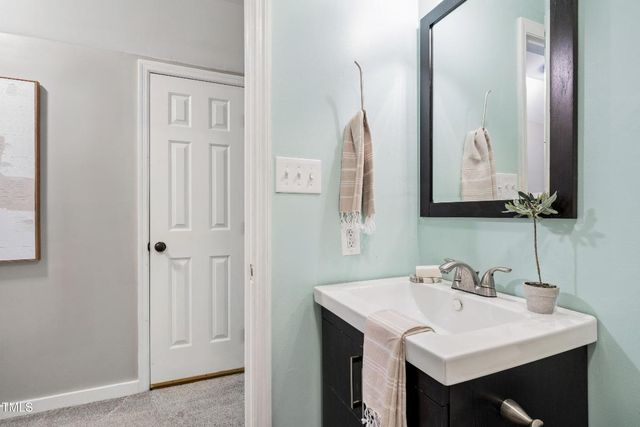 2917 Trestle Court, Fuquay Varina, NC 27526